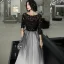 Abordable Noire Dégradé De Couleur Blanche Robe De Soirée 2020 Princesse Transparentes Encolure Dégagée 3/4 Manches Étoile Paillettes Longue Volants Robe De Ceremonie