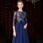 Illusion Bleu Marine Transparentes Tapis rouge Robe De Soirée 2020 Princesse Encolure Dégagée 3/4 Manches Plumes Ceinture Perlage Longue Volants Robe De Ceremonie