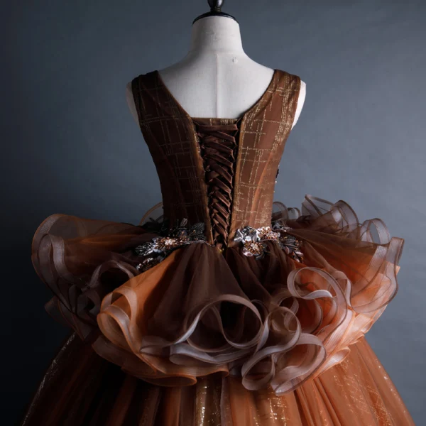 Best Brown Dancing Prom Dresses 2020 Ball Gown V-Neck Sleeveless Appliques Lace Beading Sequins Glitter Tulle Floor-Length / Long Backless Ruffle Formal Dresses