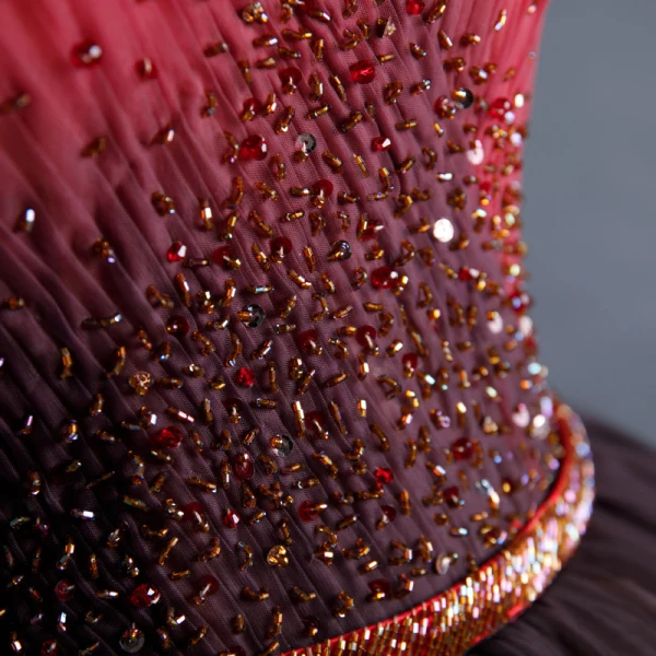 Beste Rot Tanzen Ballkleider 2020 Ballkleid V-Ausschnitt Ärmellos Stoffgürtel Pailletten Perlenstickerei Lange Rüschen Rückenfreies Festliche Kleider