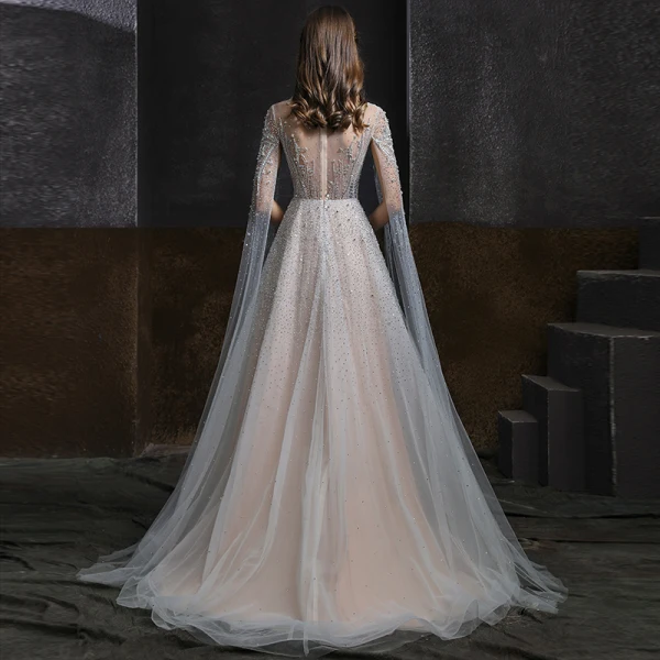 Illusion Gris Transparentes Robe De Soirée 2020 Princesse Encolure Dégagée Sans Manches Perlage Faux Diamant Train De Balayage Volants Robe De Ceremonie