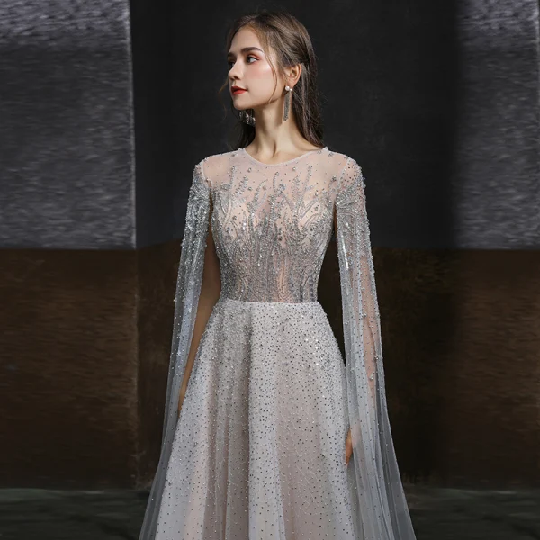 Illusion Gris Transparentes Robe De Soirée 2020 Princesse Encolure Dégagée Sans Manches Perlage Faux Diamant Train De Balayage Volants Robe De Ceremonie
