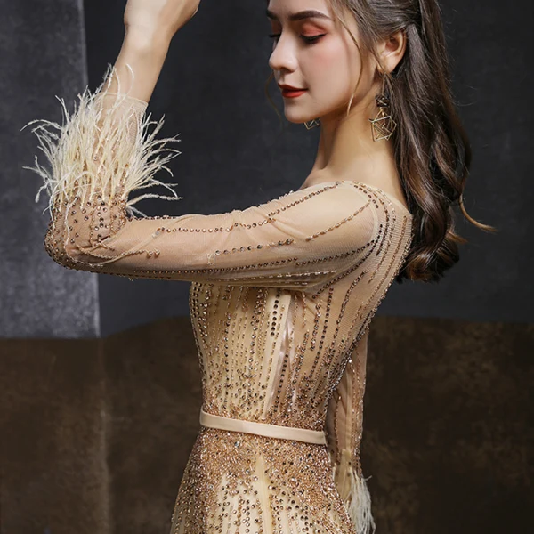 Meilleur Champagne Doré Dansant Robe De Bal 2020 Princesse Transparentes Encolure Dégagée Manches Longues Ceinture Perlage Paillettes Plumes Longue Volants Robe De Ceremonie