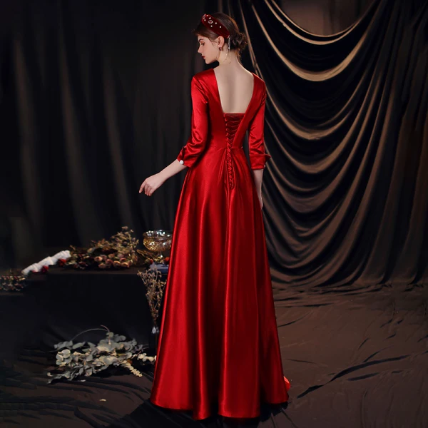 Vintage / Retro Burgundy Satin Prom Dresses 2020 Empire Deep V-Neck 3/4 Sleeve Floor-Length / Long Ruffle Backless Formal Dresses