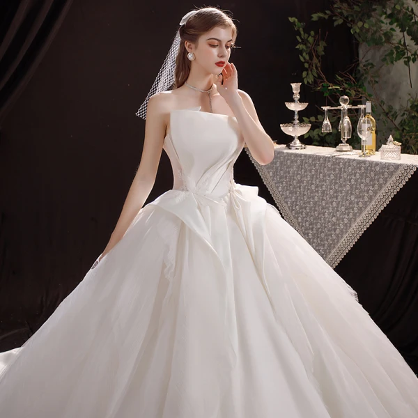Modest / Simple Champagne Satin Bridal Wedding Dresses 2020 Ball Gown Strapless Sleeveless Backless Beading Cathedral Train Ruffle