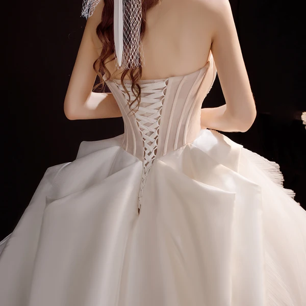 Modest / Simple Champagne Satin Bridal Wedding Dresses 2020 Ball Gown Strapless Sleeveless Backless Beading Cathedral Train Ruffle