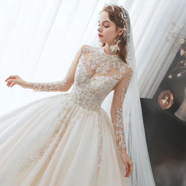 Romantique Champagne La Mariée Robe De Mariée 2020 Robe Boule Transparentes Col Haut Manches Longues Dos Nu Perlage Glitter Tulle Cathedral Train Volants