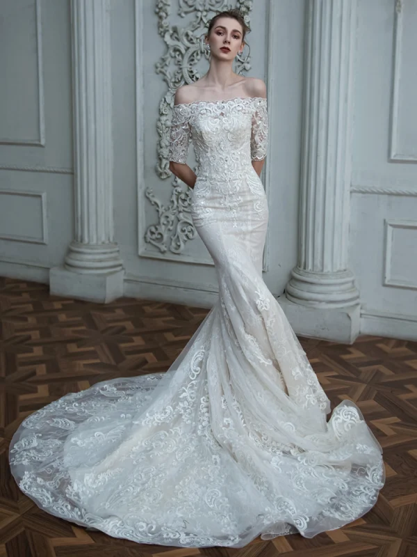 High End Champagner Hochzeits Brautkleider / Hochzeitskleider 2020 Meerjungfrau Off Shoulder 1/2 Ärmel Rückenfreies Applikationen Spitze Perlenstickerei Pailletten Sweep / Pinsel Zug Rüschen