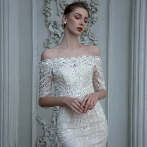High End Champagne Bryllups Brudekjoler 2020 Trompet Havfrue Av Skulderen 1 2 Ermer Ryggløse Appliques Blonder Beading Paljetter Feie Tog Buste