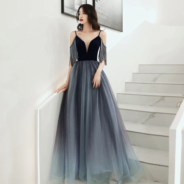 Sexy Noire Dégradé De Couleur Dansant Robe De Bal 2020 Princesse Bretelles Spaghetti Manches Courtes Perlage Gland Glitter Tulle Longue Volants Dos Nu Robe De Ceremonie