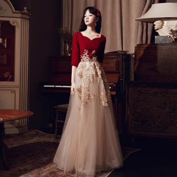 Two Tone Red Champagne Dancing Prom Dresses 2020 A Line Princess Square Neckline 1 2 Sleeves Appliques Lace Floor Length Long Ruffle Backless Formal Dresses