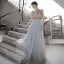 Haut de Gamme Bleu Ciel Robe De Bal 2020 Princesse Transparentes Encolure Dégagée Sans Manches Perlage Faux Diamant Glitter Tulle Train De Balayage Volants Dos Nu