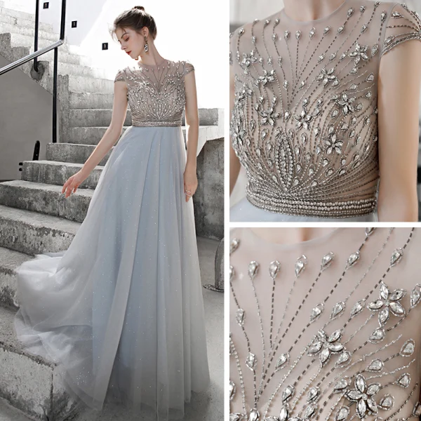 Haut de Gamme Bleu Ciel Robe De Bal 2020 Princesse Transparentes Encolure Dégagée Sans Manches Perlage Faux Diamant Glitter Tulle Train De Balayage Volants Dos Nu