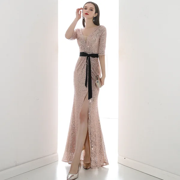 Erschwinglich Rose Gold Pailletten Abendkleider 2020 Meerjungfrau V-Ausschnitt 1/2 Ärmel Stoffgürtel Gespaltete Front Lange Rückenfreies Festliche Kleider