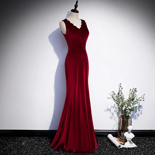 Modest / Simple Burgundy Velour Winter Evening Dresses 2020 Trumpet / Mermaid V-Neck Sleeveless Floor-Length / Long Ruffle Formal Dresses