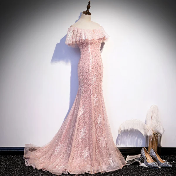 Meilleur Perle Rose Dentelle Robe De Soirée 2020 Trompette / Sirène De l'épaule Manches Courtes Perlage Train De Balayage Volants Dos Nu Robe De Ceremonie