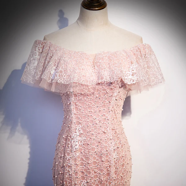 Meilleur Perle Rose Dentelle Robe De Soirée 2020 Trompette / Sirène De l'épaule Manches Courtes Perlage Train De Balayage Volants Dos Nu Robe De Ceremonie