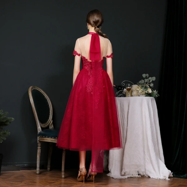 Vintage / Originale Bordeaux Dansant Robe De Bal 2020 Princesse Transparentes Col Haut Manches Courtes Appliques En Dentelle Perlage Thé Longueur Volants Dos Nu