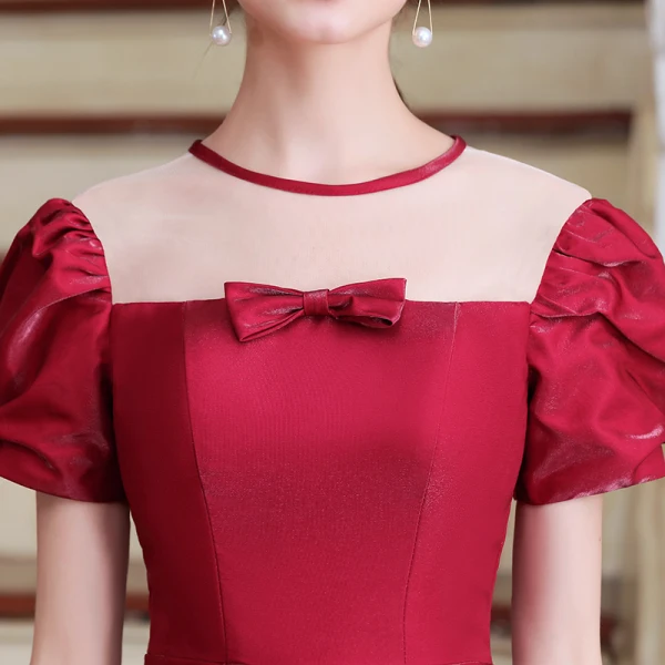 Vintage / Retro Burgundy Satin Dancing Prom Dresses 2020 A-Line / Princess See-through Scoop Neck Puffy Short Sleeve Floor-Length / Long Ruffle Backless Formal Dresses