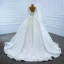Luxe Blanche Satin La Mariée Robe De Mariée 2020 Robe Boule Transparentes Encolure Carrée Manches Longues Dos Nu Fait main Perlage Perle Train De Balayage Volants