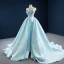Étourdissant Vert Citron Satin Transparentes Robe De Bal 2020 Robe Boule Encolure Dégagée Sans Manches Dos Nu Forme de coeur Tribunal Train Volants Robe De Ceremonie