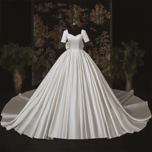 Luxury Gorgeous Ivory Satin Bridal Wedding Dresses 2020 Ball Gown Square Neckline Short Sleeve Backless Bow Beading Pearl Chapel Train Ruffle
