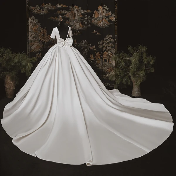 Luxury / Gorgeous Ivory Satin Bridal Wedding Dresses 2020 Ball Gown Square Neckline Short Sleeve Backless Bow Beading Pearl Chapel Train Ruffle