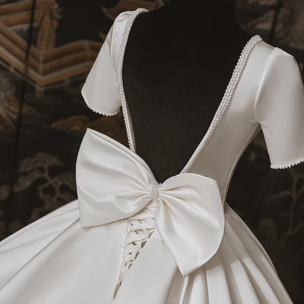 Luxury / Gorgeous Ivory Satin Bridal Wedding Dresses 2020 Ball Gown Square Neckline Short Sleeve Backless Bow Beading Pearl Chapel Train Ruffle
