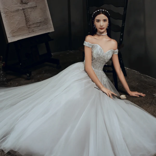 Elegant Grey Dancing Prom Dresses 2020 A-Line / Princess Off-The-Shoulder Short Sleeve Beading Floor-Length / Long Ruffle Backless Formal Dresses