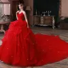 Hermoso Rojo Boda Vestidos De Novia 2020 Ball Gown Sweetheart Sin Mangas Sin Espalda Glitter Tul Cathedral Train Ruffle