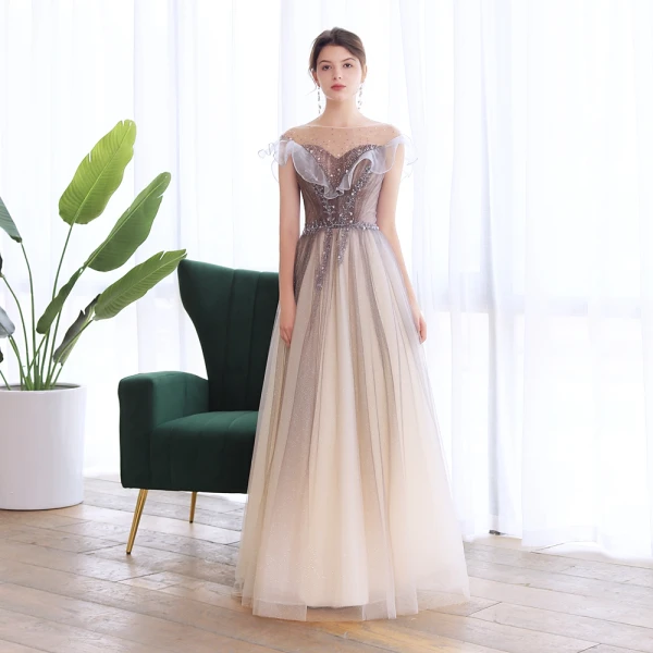 Élégant Marron Dansant Robe De Bal 2020 Princesse Transparentes Encolure Carrée Sans Manches Perlage Glitter Tulle Longue Volants Dos Nu Robe De Ceremonie