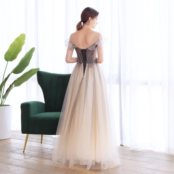 Élégant Marron Dansant Robe De Bal 2020 Princesse Transparentes Encolure Carrée Sans Manches Perlage Glitter Tulle Longue Volants Dos Nu Robe De Ceremonie