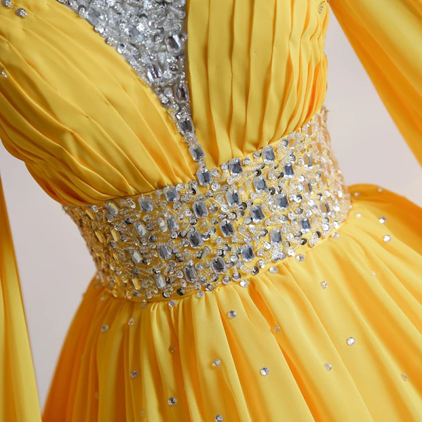 High End Gold Chiffon Ballkleider 2020 Ballkleid Stehkragen Lange Ärmel Perlenstickerei Pailletten Strass Lange Rüschen Rückenfreies Festliche Kleider