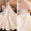 Vintage / Originale Ivoire Satin Transparentes La Mariée Robe De Mariée 2020 Robe Boule Col Haut Gonflée Manches Courtes Dos Nu Noeud Perlage Perle Cathedral Train Volants