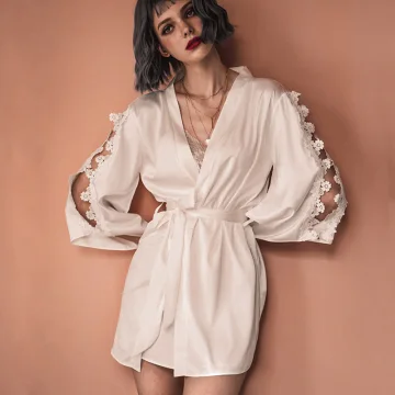 Sexy Blanco Boda Boda La Dama De Honor V Cuello 3 4 Ærmer Seda Bata 2020 Apliques Con Encaje Cinturón