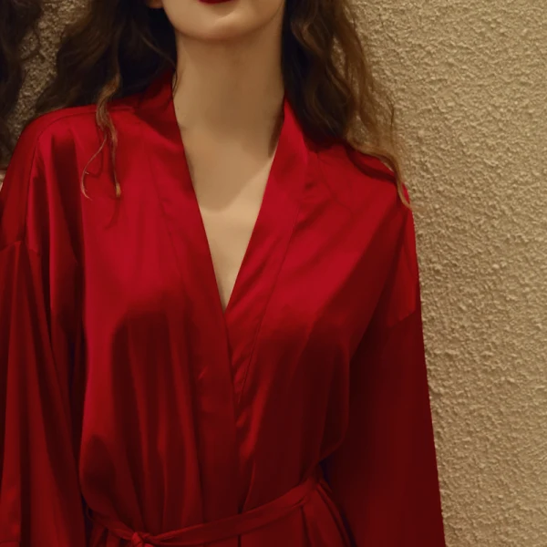 Simple Rouge Ivoire Mariage La Mariée Demoiselle D'honneur V-Cou 3/4 Manches Soie Peignoirs 2020 Ceinture