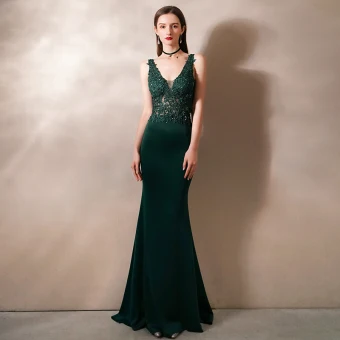 Illusion Vert Foncé Robe De Soirée 2020 Trompette Sirène Col V Profond Sans Manches Appliques En Dentelle Perlage Train De Balayage Volants Dos Nu Robe De Ceremonie