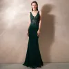 Illusion Dark Green Evening Dresses  2020 Trumpet / Mermaid Deep V-Neck Sleeveless Appliques Lace Beading Sweep Train Ruffle Backless Formal Dresses