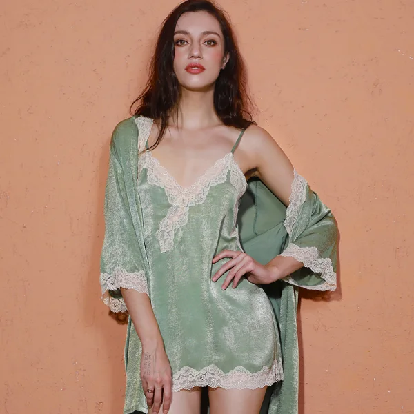 Sexy Salvie Grønn V Hals 3 4 Ermer Bryllup Bryllups Brudepike Velour Vinter Nattkjoler 2020 Blonder Sash