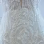 Luxus / Herrlich Weiß Hochzeits Brautkleider / Hochzeitskleider 2020 Meerjungfrau Durchsichtige Tiefer V-Ausschnitt Ärmellos Rückenfreies 3D Spitze Perlenstickerei Sweep / Pinsel Zug Rüschen