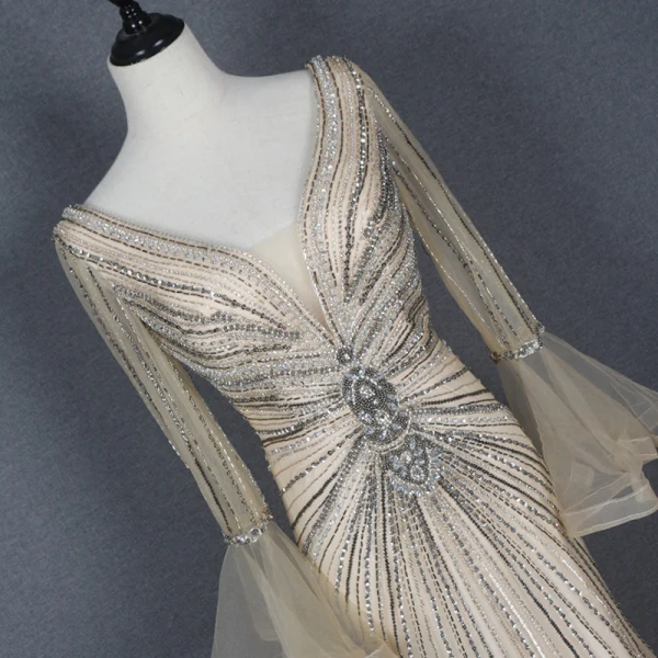 High-end Gold Red Carpet Evening Dresses 2020 Trumpet / Mermaid See-through Deep V-Neck Long Sleeve Bell sleeves Beading Rhinestone Sequins Sweep Train Ruffle Backless Formal Dresses