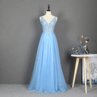 Élégant Bleu Ciel Dansant Robe De Bal 2020 Princesse Col V Profond Sans Manches Appliques En Dentelle Perlage Faux Diamant Glitter Tulle Longue Volants Dos Nu Robe De Ceremonie