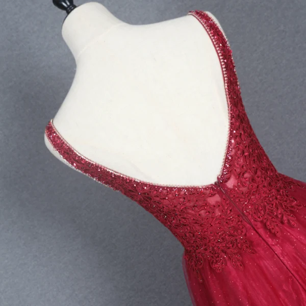 Élégant Bleu Ciel Dansant Robe De Bal 2020 Princesse Col v profond Sans Manches Appliques En Dentelle Perlage Faux Diamant Glitter Tulle Longue Volants Dos Nu Robe De Ceremonie