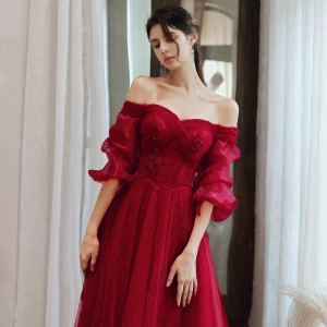 Vintage Originale Bordeaux Dansant Robe De Bal 2020 Princesse De L Épaule Gonflée 3 4 Manches Appliques En Dentelle Perlage Longue Volants Dos Nu