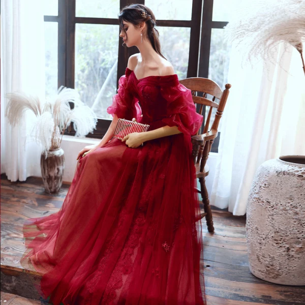 Vintage / Retro Burgundy Dancing Prom Dresses 2020 A-Line / Princess Off-The-Shoulder Puffy 3/4 Sleeve Appliques Lace Beading Floor-Length / Long Ruffle Backless