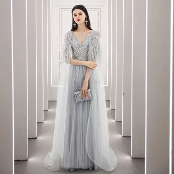 Haut De Gamme Gris Transparentes Tapis Rouge Robe De Soirée Avec Châle 2020 Princesse Encolure Dégagée Sans Manches Plumes Perlage Paillettes Train De Balayage Volants Robe De Ceremonie