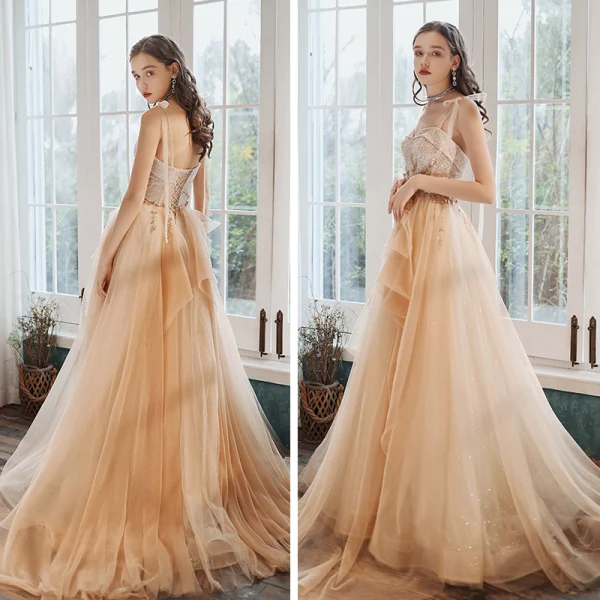 High End Champagner Ballkleider 2020 A Linie Spaghettiträger Ärmellos Perlenstickerei Glanz Tülle Sweep / Pinsel Zug Rüschen Rückenfreies Festliche Kleider