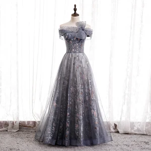Piękne Granatowe Taniec Sukienki Na Bal 2020 Princessa Przy Ramieniu Kótkie Rękawy Frezowanie Rhinestone Aplikacje Cekinami Tiulowe Długie Wzburzyć Bez Pleców Sukienki Wizytowe