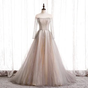 Sjarmerende Champagne Dancing Ballkjoler 2020 Prinsesse Gjennomsiktig Scoop Halsen Langermede Beading Glitter Tyll Feie Tog Buste Ryggløse Formelle Kjoler