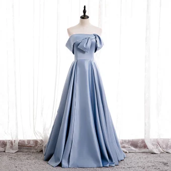 Simple Bleu Ciel Satin Dansant Robe De Bal 2020 Princesse Bustier Sans Manches Perlage Perle Longue Volants Dos Nu Robe De Ceremonie